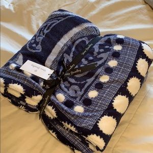 Vera Bradley Fleece Throw Blanket